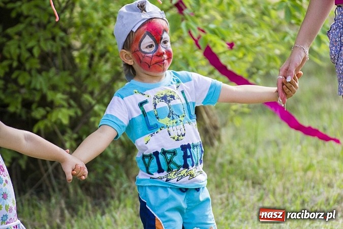 Zdjęcie w galerii na portalu naszraciborz.pl: Rodzice kontra dzieci w Bojanowie wiadomości z regionu