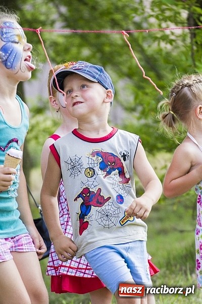 Zdjęcie w galerii na portalu naszraciborz.pl: Rodzice kontra dzieci w Bojanowie wiadomości z regionu