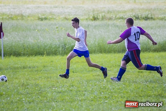 Zdjęcie w galerii na portalu naszraciborz.pl: Rodzice kontra dzieci w Bojanowie wiadomości z regionu