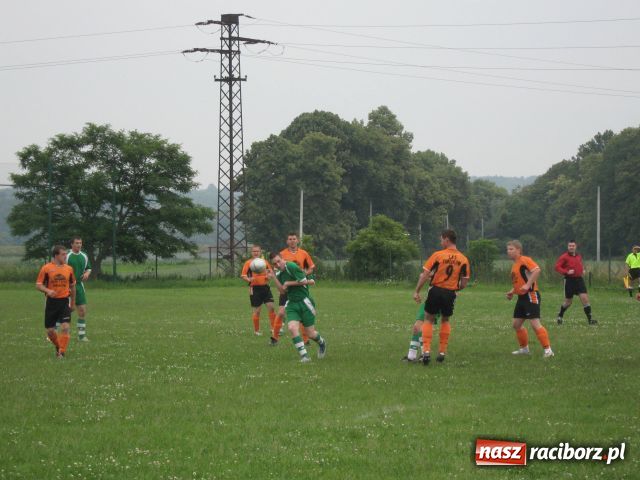 Zdjęcie w galerii na portalu naszraciborz.pl: Płonia–Zabełków: udany rewanż Wichru wiadomości z regionu