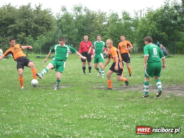 Zdjęcie w galerii na portalu naszraciborz.pl: Płonia–Zabełków: udany rewanż Wichru wiadomości z regionu