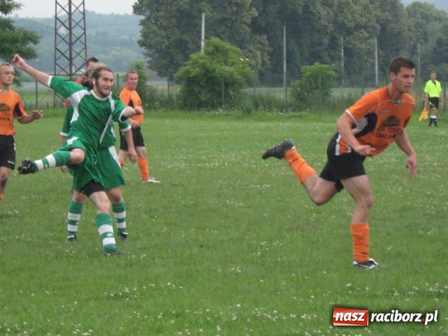 Zdjęcie w galerii na portalu naszraciborz.pl: Płonia–Zabełków: udany rewanż Wichru wiadomości z regionu