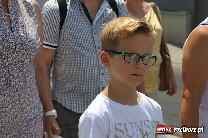 Zdjęcie w galerii na portalu naszraciborz.pl: Poświęcili pojazdy i poszli z pielgrzymką do Raciborskiej Pani wiadomości z regionu