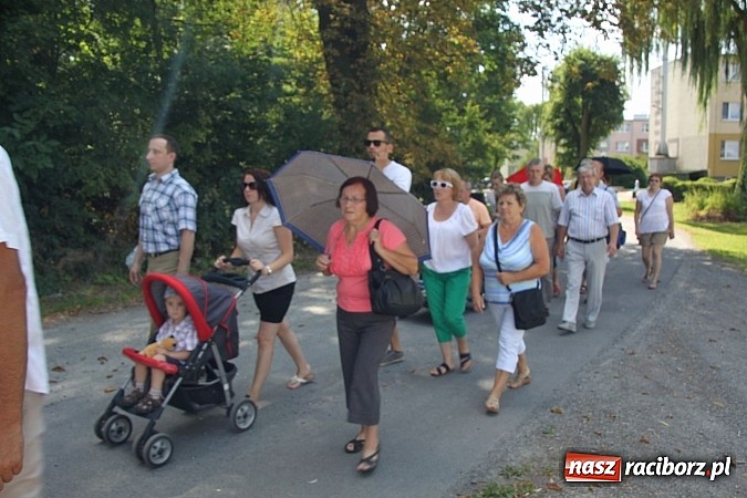 Zdjęcie w galerii na portalu naszraciborz.pl: Poświęcili pojazdy i poszli z pielgrzymką do Raciborskiej Pani wiadomości z regionu