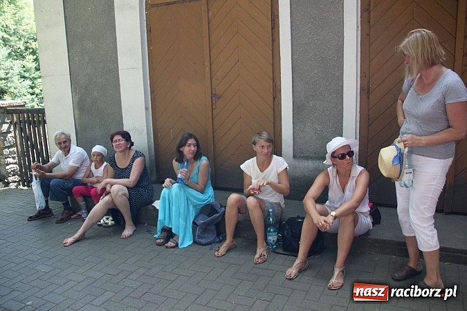 Zdjęcie w galerii na portalu naszraciborz.pl: Poświęcili pojazdy i poszli z pielgrzymką do Raciborskiej Pani wiadomości z regionu