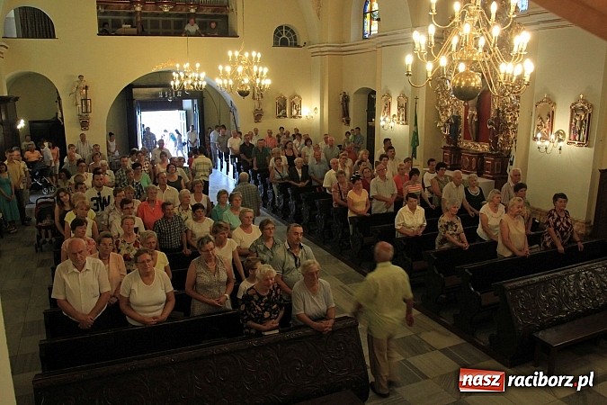 Zdjęcie w galerii na portalu naszraciborz.pl: Poświęcili pojazdy i poszli z pielgrzymką do Raciborskiej Pani wiadomości z regionu