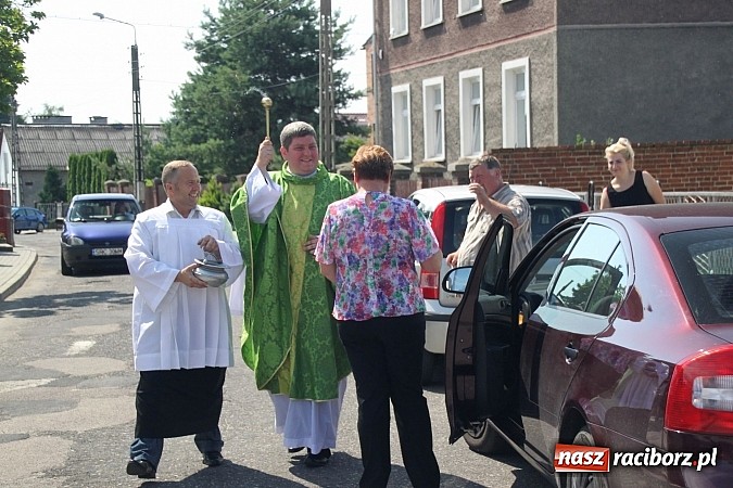 Zdjęcie w galerii na portalu naszraciborz.pl: Poświęcili pojazdy i poszli z pielgrzymką do Raciborskiej Pani wiadomości z regionu