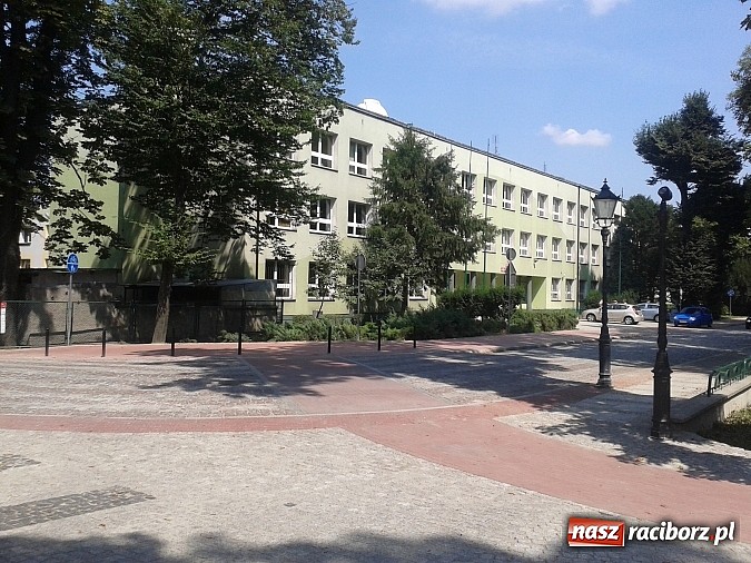 Zdjęcie w galerii na portalu naszraciborz.pl: Zamkowa niewystarczająco wyraźnie oznakowana? wiadomości z regionu