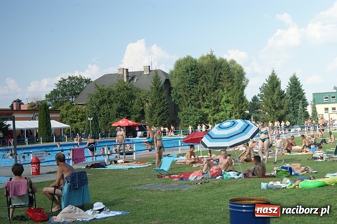 Zdjęcie w galerii na portalu naszraciborz.pl: Relaks na kąpielisku w Piszczu wiadomości z regionu