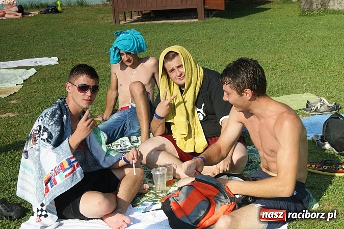 Zdjęcie w galerii na portalu naszraciborz.pl: Relaks na kąpielisku w Piszczu wiadomości z regionu