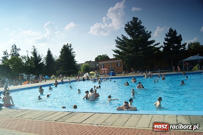 Zdjęcie w galerii na portalu naszraciborz.pl: Relaks na kąpielisku w Piszczu wiadomości z regionu