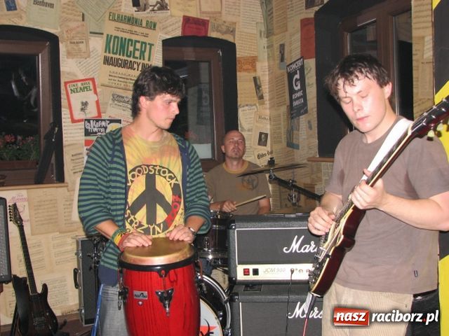 Zdjęcie w galerii na portalu naszraciborz.pl: Zaprezentowali, co im w duszy gra wiadomości z regionu