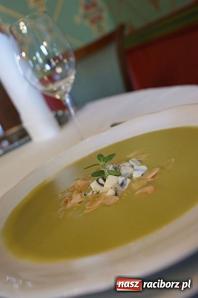 Zdjęcie w galerii na portalu naszraciborz.pl:  To były już 3. urodziny Restauracji Pałac Większyce wiadomości z regionu