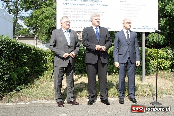 Zdjęcie w galerii na portalu naszraciborz.pl: Już w przyszłym roku będzie można w 40 minut dojechać z Rybnika do Chałupek wiadomości z regionu