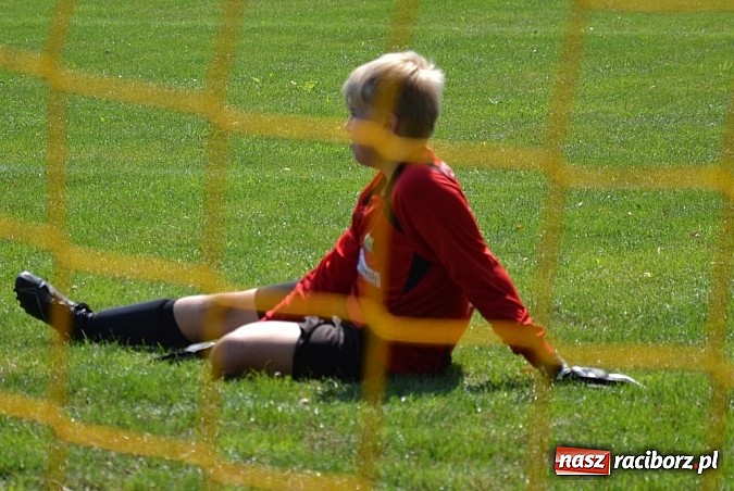 Zdjęcie w galerii na portalu naszraciborz.pl: GKS Jedlińsk rządzi i dzieli! Pogrom trampkarzy Buku wiadomości z regionu