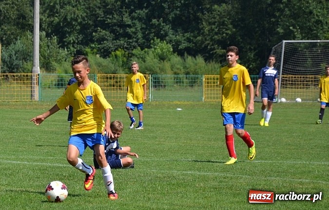 Zdjęcie w galerii na portalu naszraciborz.pl: GKS Jedlińsk rządzi i dzieli! Pogrom trampkarzy Buku wiadomości z regionu