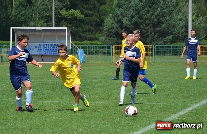 Zdjęcie w galerii na portalu naszraciborz.pl: GKS Jedlińsk rządzi i dzieli! Pogrom trampkarzy Buku wiadomości z regionu