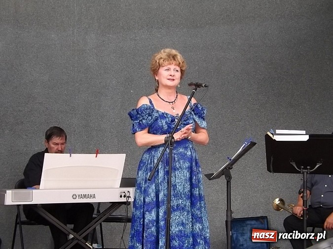 Zdjęcie w galerii na portalu naszraciborz.pl: Gwiazda czeskiej opery w Parku Roth  wiadomości z regionu