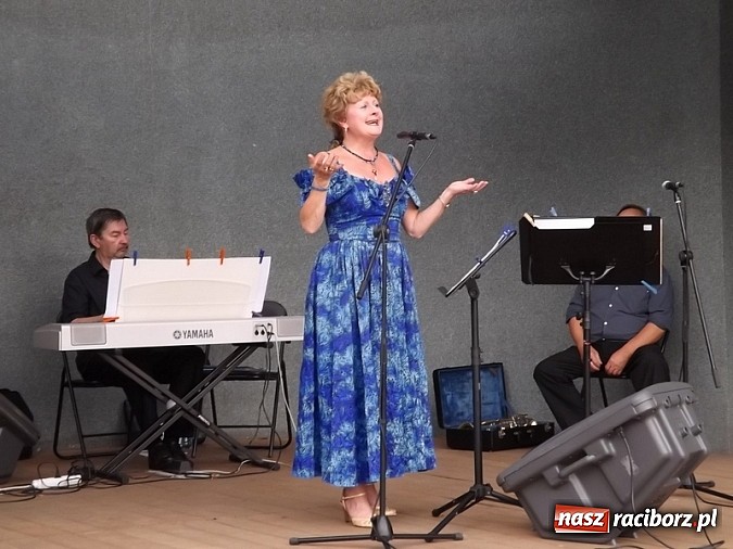 Zdjęcie w galerii na portalu naszraciborz.pl: Gwiazda czeskiej opery w Parku Roth  wiadomości z regionu