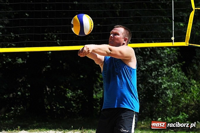 Zdjęcie w galerii na portalu naszraciborz.pl: Denis Psota i Patryk Smuda wygrali turniej siatkówki plażowej wiadomości z regionu