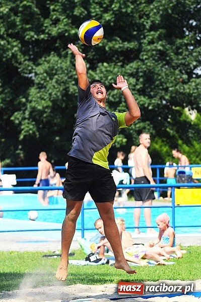 Zdjęcie w galerii na portalu naszraciborz.pl: Denis Psota i Patryk Smuda wygrali turniej siatkówki plażowej wiadomości z regionu