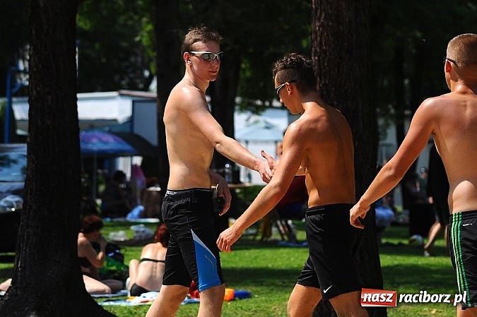 Zdjęcie w galerii na portalu naszraciborz.pl: Denis Psota i Patryk Smuda wygrali turniej siatkówki plażowej wiadomości z regionu