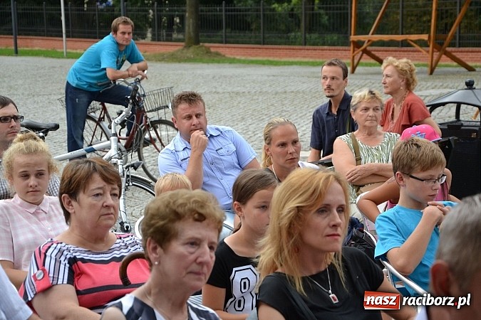 Zdjęcie w galerii na portalu naszraciborz.pl: Wspomnienia z 20 lat Mirażu, czyli piosenki na zamku czar wiadomości z regionu