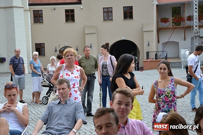 Zdjęcie w galerii na portalu naszraciborz.pl: Wspomnienia z 20 lat Mirażu, czyli piosenki na zamku czar wiadomości z regionu