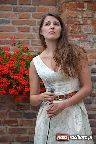 Zdjęcie w galerii na portalu naszraciborz.pl: Wspomnienia z 20 lat Mirażu, czyli piosenki na zamku czar wiadomości z regionu