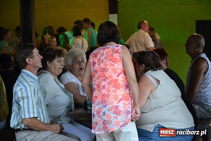 Zdjęcie w galerii na portalu naszraciborz.pl: Siata, rzut beretem i koncert Lukowskich. Ruda Kozielska balowała po raz drugi wiadomości z regionu
