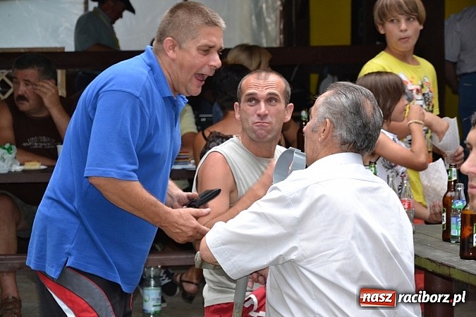 Zdjęcie w galerii na portalu naszraciborz.pl: Siata, rzut beretem i koncert Lukowskich. Ruda Kozielska balowała po raz drugi wiadomości z regionu