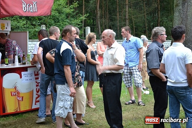 Zdjęcie w galerii na portalu naszraciborz.pl: Siata, rzut beretem i koncert Lukowskich. Ruda Kozielska balowała po raz drugi wiadomości z regionu