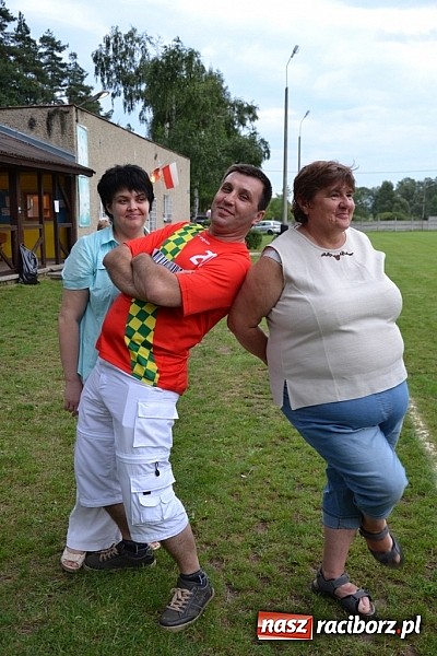 Zdjęcie w galerii na portalu naszraciborz.pl: Siata, rzut beretem i koncert Lukowskich. Ruda Kozielska balowała po raz drugi wiadomości z regionu