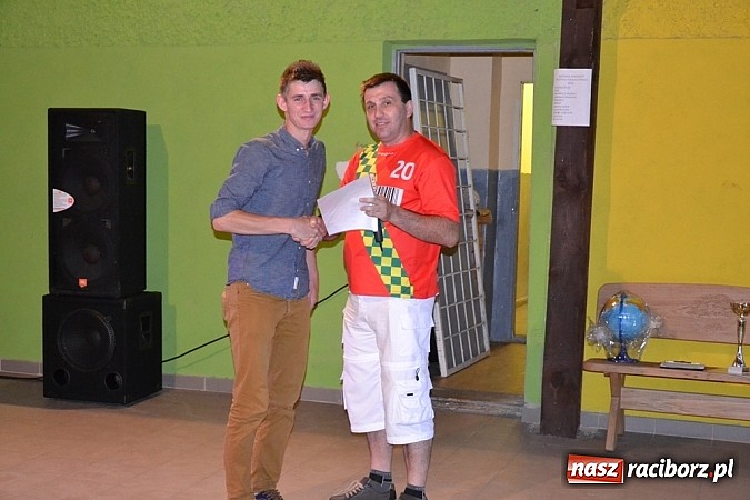 Zdjęcie w galerii na portalu naszraciborz.pl: Siata, rzut beretem i koncert Lukowskich. Ruda Kozielska balowała po raz drugi wiadomości z regionu