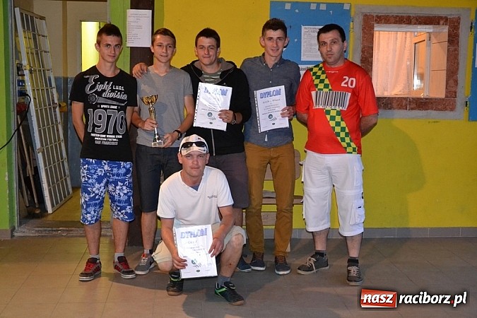 Zdjęcie w galerii na portalu naszraciborz.pl: Siata, rzut beretem i koncert Lukowskich. Ruda Kozielska balowała po raz drugi wiadomości z regionu