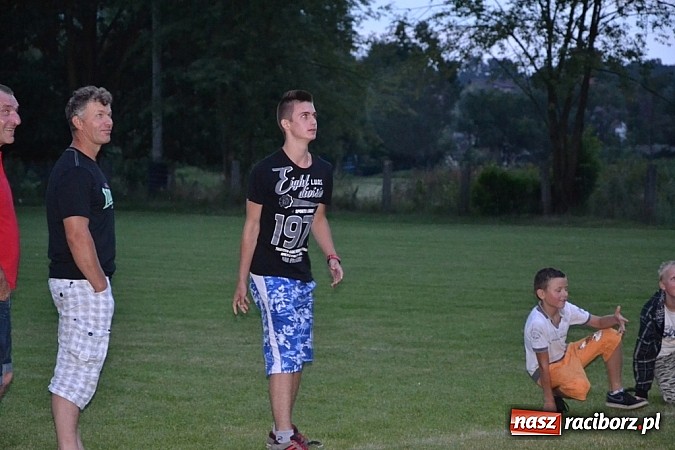 Zdjęcie w galerii na portalu naszraciborz.pl: Siata, rzut beretem i koncert Lukowskich. Ruda Kozielska balowała po raz drugi wiadomości z regionu