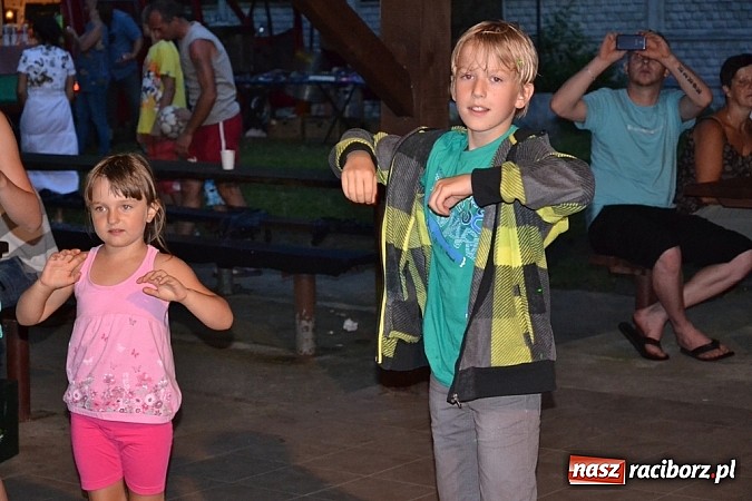 Zdjęcie w galerii na portalu naszraciborz.pl: Siata, rzut beretem i koncert Lukowskich. Ruda Kozielska balowała po raz drugi wiadomości z regionu