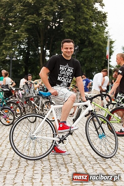 Zdjęcie w galerii na portalu naszraciborz.pl: Na rybę lub basen wybierz się rowerem! wiadomości z regionu