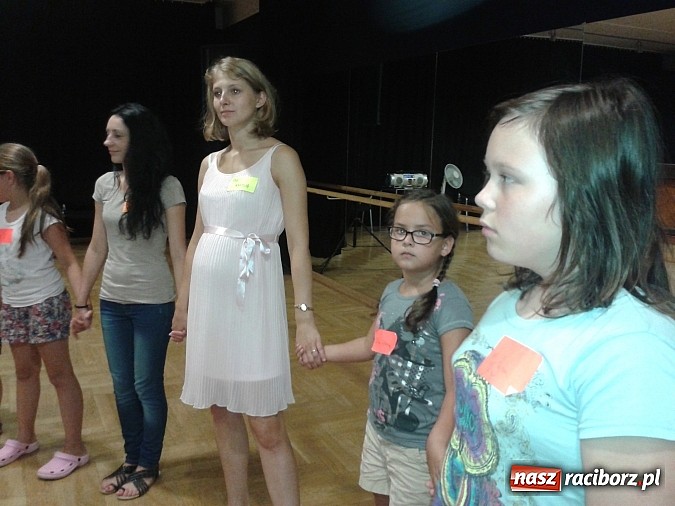 Zdjęcie w galerii na portalu naszraciborz.pl: Artystyczne półkolonie w RCK rozpoczęte wiadomości z regionu