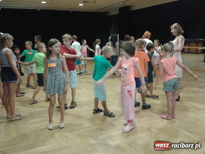 Zdjęcie w galerii na portalu naszraciborz.pl: Artystyczne półkolonie w RCK rozpoczęte wiadomości z regionu