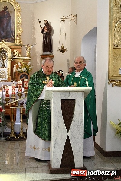 Zdjęcie w galerii na portalu naszraciborz.pl: Parafia w Pogrzebieniu ma nowego proboszcza wiadomości z regionu