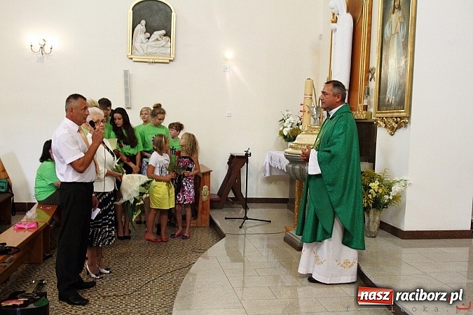 Zdjęcie w galerii na portalu naszraciborz.pl: Parafia w Pogrzebieniu ma nowego proboszcza wiadomości z regionu