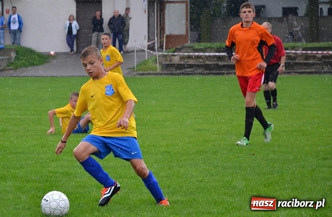Zdjęcie w galerii na portalu naszraciborz.pl: Tworków za słaby na piłkarzy z Jedlińska wiadomości z regionu