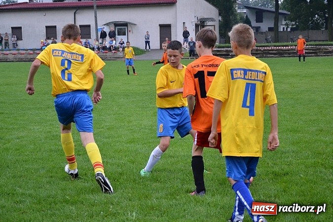 Zdjęcie w galerii na portalu naszraciborz.pl: Tworków za słaby na piłkarzy z Jedlińska wiadomości z regionu