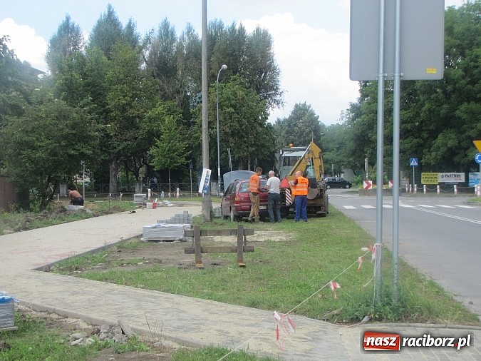 Zdjęcie w galerii na portalu naszraciborz.pl: Pierwszy etap prac wokół SP 15 dobiega końca wiadomości z regionu