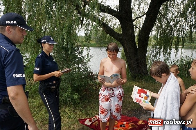 Zdjęcie w galerii na portalu naszraciborz.pl: Bezpiecznie nad wodą, czyli akcja raciborskiej policji wiadomości z regionu