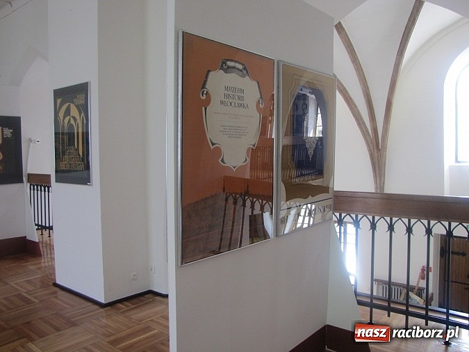 Zdjęcie w galerii na portalu naszraciborz.pl: Zakopane, Rzeszów, Stara Święta na plakacie. Nowa wystawa w raciborskim Muzeum wiadomości z regionu