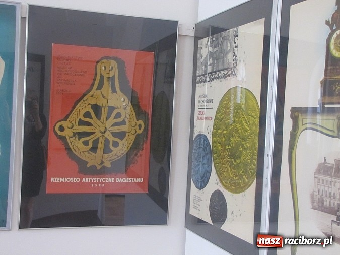 Zdjęcie w galerii na portalu naszraciborz.pl: Zakopane, Rzeszów, Stara Święta na plakacie. Nowa wystawa w raciborskim Muzeum wiadomości z regionu