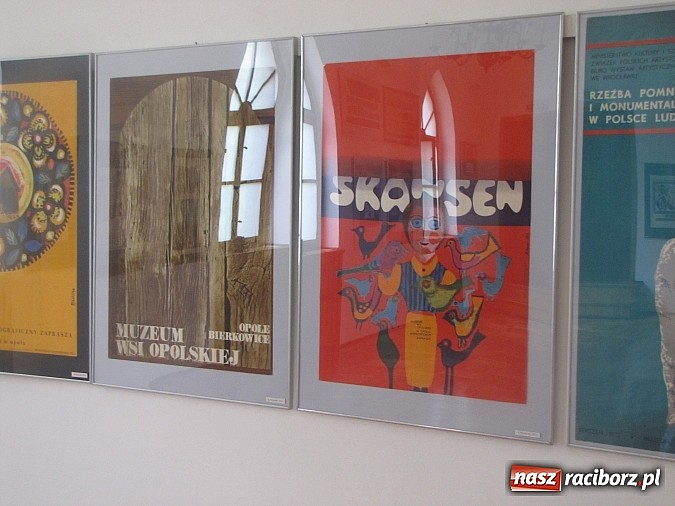 Zdjęcie w galerii na portalu naszraciborz.pl: Zakopane, Rzeszów, Stara Święta na plakacie. Nowa wystawa w raciborskim Muzeum wiadomości z regionu