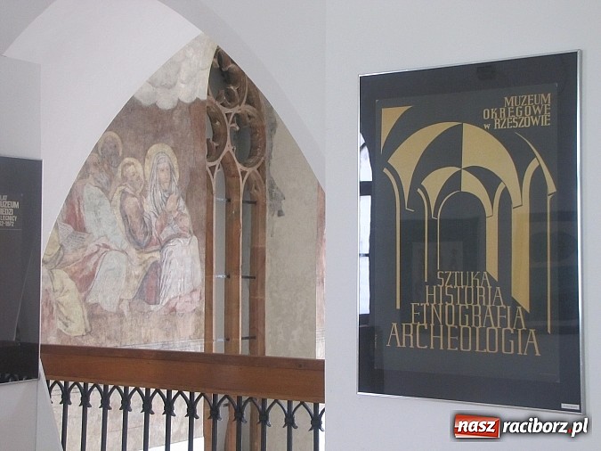 Zdjęcie w galerii na portalu naszraciborz.pl: Zakopane, Rzeszów, Stara Święta na plakacie. Nowa wystawa w raciborskim Muzeum wiadomości z regionu